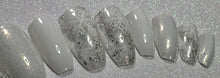 Load image into Gallery viewer, Glitter Snowflakes
